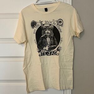 Put the j back in Texas tee